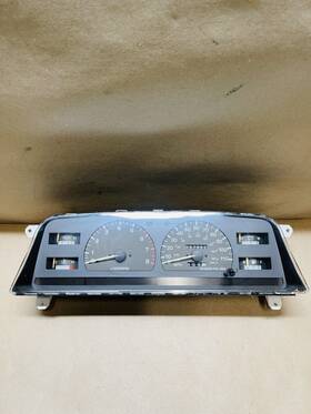 83010-715-730 Toyota 90-95 4runner Pickup Sr5 Electric Speedometer Gauge Cluster V6 Non-cable