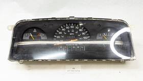 8301004032 Toyota 1992-1995 Pickup Truck Instrument Gauge Cluster Auto 382k Mile