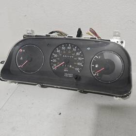 83100-1e462 Toyota 1993-1997 Corolla Ae100 Ae101 Speed Meter Cluster M/t Oem 241k Miles