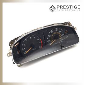 83110-06010 Toyota 8311006010 1992-1996 Camry Instrument Cluster Speedometer Gauge