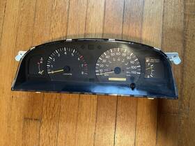 83800-04240 Toyota 98-00 Tacoma 2.7l Instrument Speedometer Cluster Gauge Mph