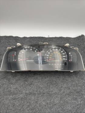 83800-35211 Toyota 1996-2002 4runner Speedometer Instrument Cluster Gauges Odometer Mph