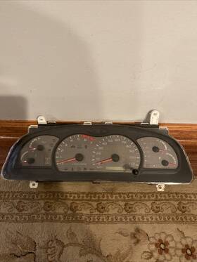 83800-oc110 Toyota 2001-2004 Sequoia 4wd Instrument Cluster With Skid Control