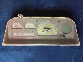 89251114480 Toyota 82 83 Pickup Truck 2wd Speedometer Instrument Gauge Cluster No Tach Base
