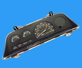 114-490 Toyota 89252 82 83 Pickup Truck 2wd Instrument Gauge Cluster Oem