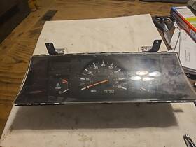 314070 Toyota 89312 1984-1988 Pickup 4runner Speedometer Instrument Cluster Without Tach Oem 87k