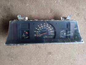 89448-115-300 Toyota 1984-88 Pickup/4runner Speedometer Instrument Cluster 182k