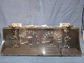 115-690 Toyota 89481 1985 1986 1987 Pickup / 4runner Turbo 22rte Sr5 Instrument Cluster
