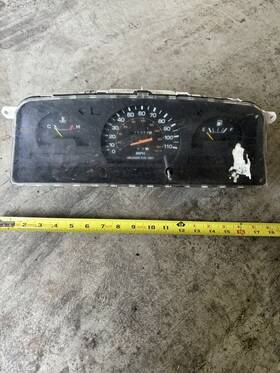 89659 Toyota 89-91 Pickup 3.0l At 4x4 Instrument Gauge Cluster Speedometer 200 927