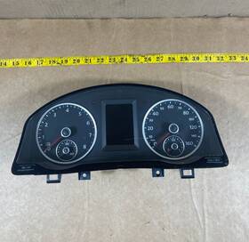 5n0920973b Volkswagen 2009 - 2013 Tiguan T5 Speedometer Instrument Cluster Oem