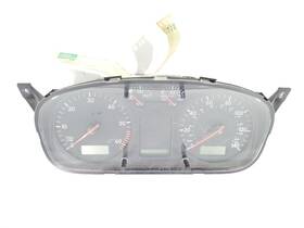 G750669h Volkswagen 1999 Eurovan Rialta Oem 2.8l Fwd Speedometer Has Scratches