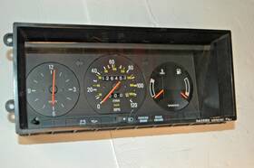 3009615012 Volvo 1988 240 244 Instrument Cluster 126k Oem