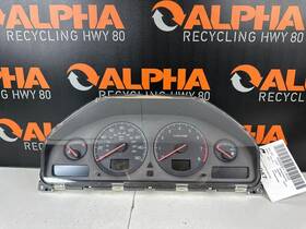 8251283 Volvo Speedometer 60 Series 01