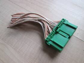 A2c81461500 Volvo Vnl Green 30-pin Inch B Connector With Wiring For Instrument Cluster #m266ql A2c81461500 Volvo Vnl Green 30-pin Inch B Connector With Wiring For Instrument Cluster #m266ql