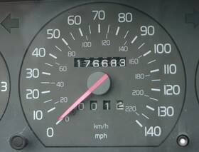 3515866 Yazaki Volvo 940 Turbo Instrument Cluster 176 683 Miles. For 1991 740 Cars